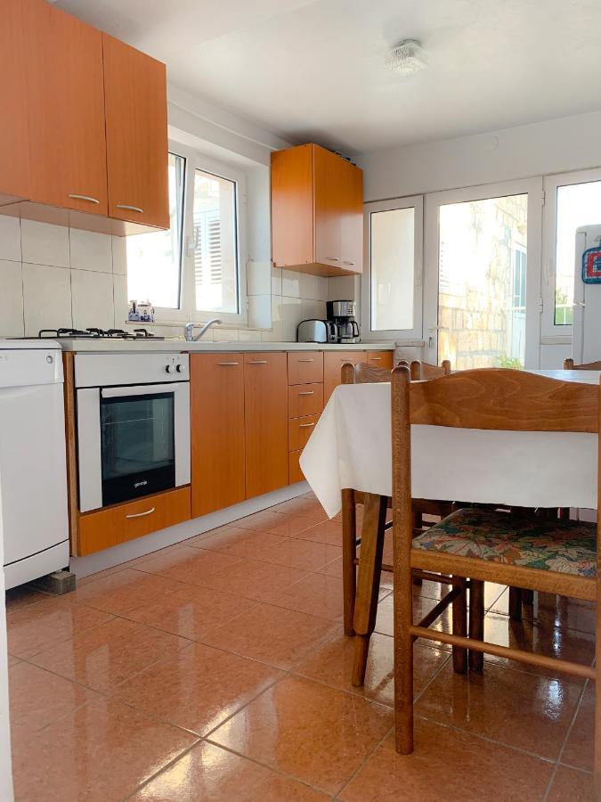 Holiday Home Adriatic Лумбарда Экстерьер фото